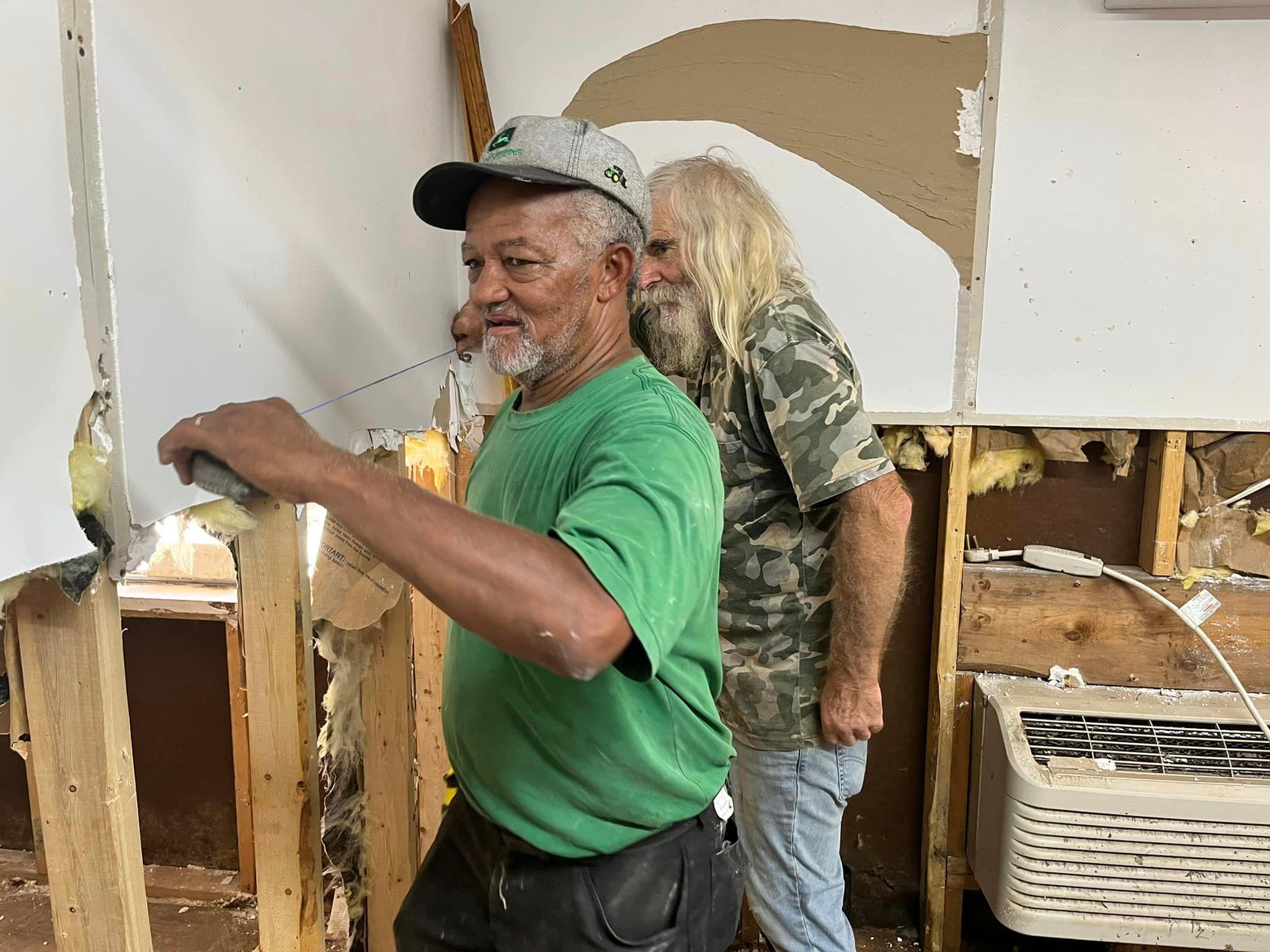 Help arrives. Photo by Celesta Riffe